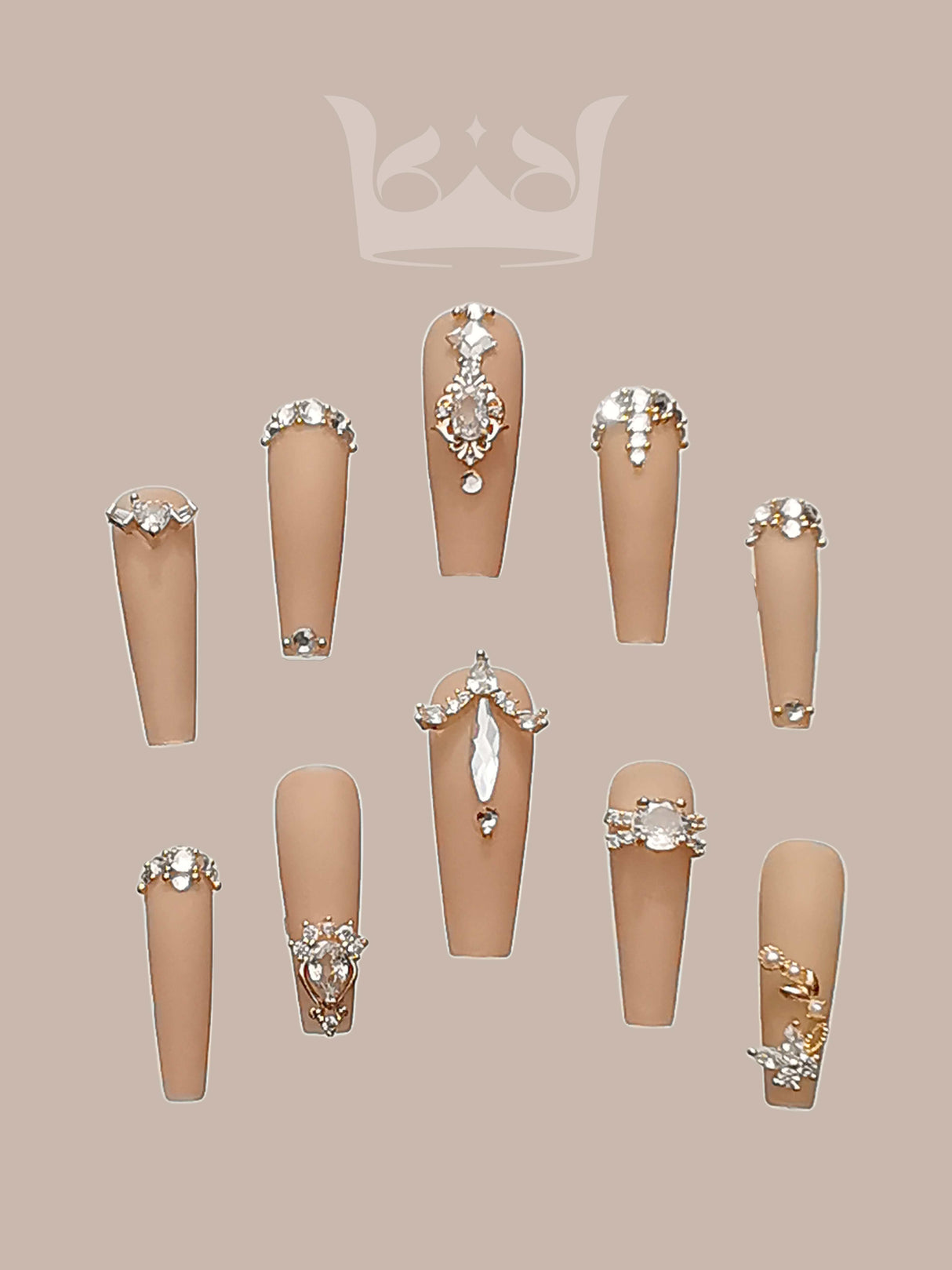 Bold and versatile nails for special occasions with a mix of classic and trendy elements. Animal print patterns, French tips, rhinestones, and matte/glossy finishes.