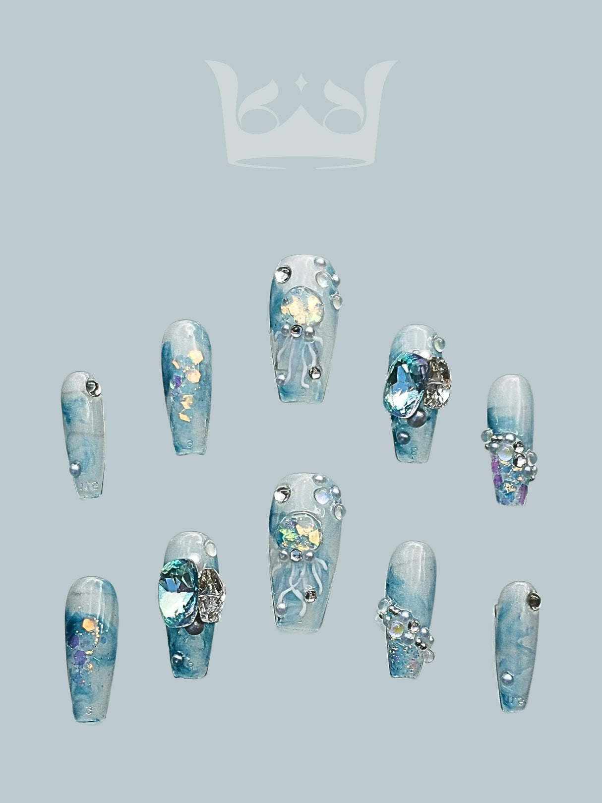 Luxury nail tips for wintry/icy themed nail art. Decorate with glitter, rhinestones, and other embellishments for a 3D and textured look. 